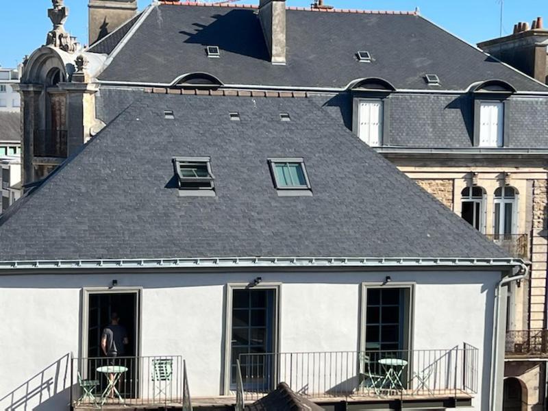 Au Coeur De Vannes - Vue Sur Les Remparts - 2 Ch Eksteriør billede